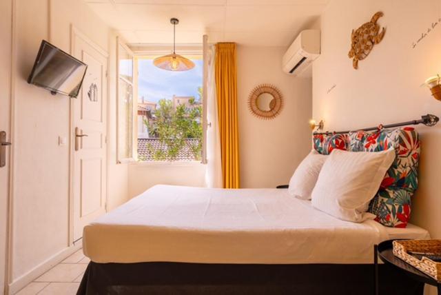 Hotel Le Castellamar Sainte-Maxime Ngoại thất bức ảnh