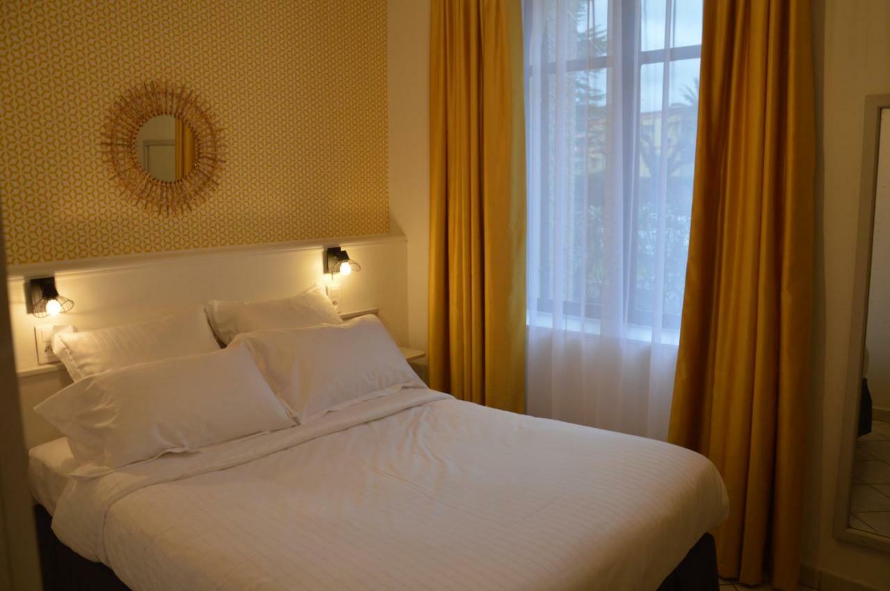 Hotel Le Castellamar Sainte-Maxime Ngoại thất bức ảnh